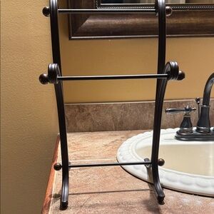 Elegant Bronze Towel Rack